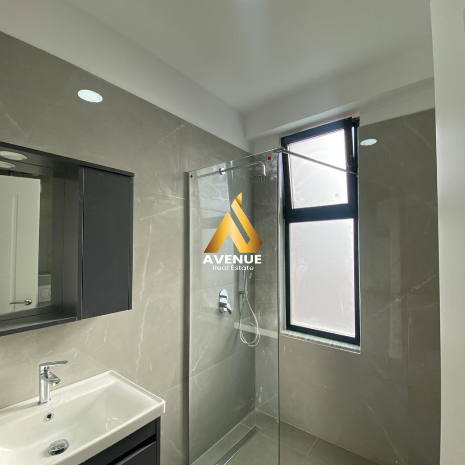 Tirane, jepet me qera apartament 1+1+Ballkon Kati 7, 70 m² 550 € (21 dhjetori)