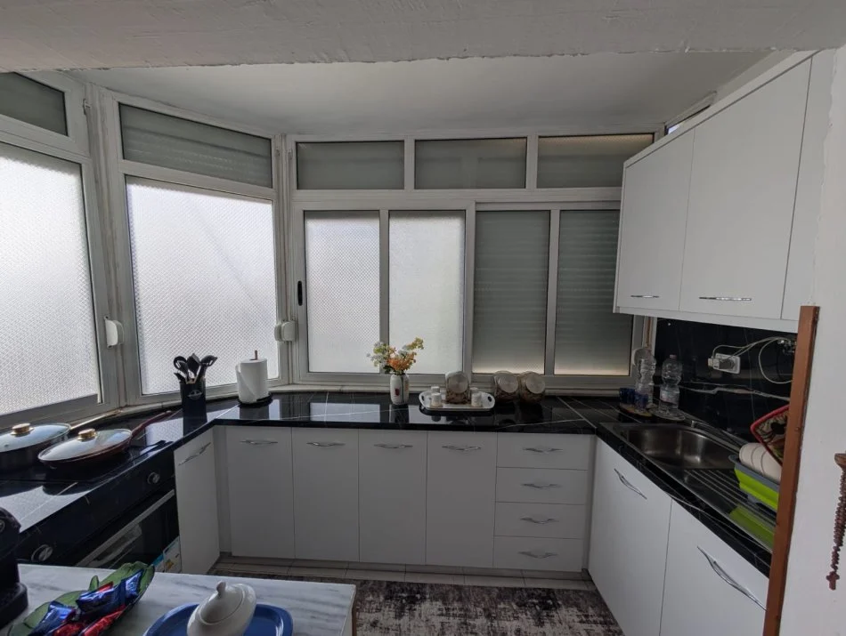 Tirane, jap me qera apartament 1+1+Ballkon Kati 2, 64 m² 450 € (Ruga Don Bosko)