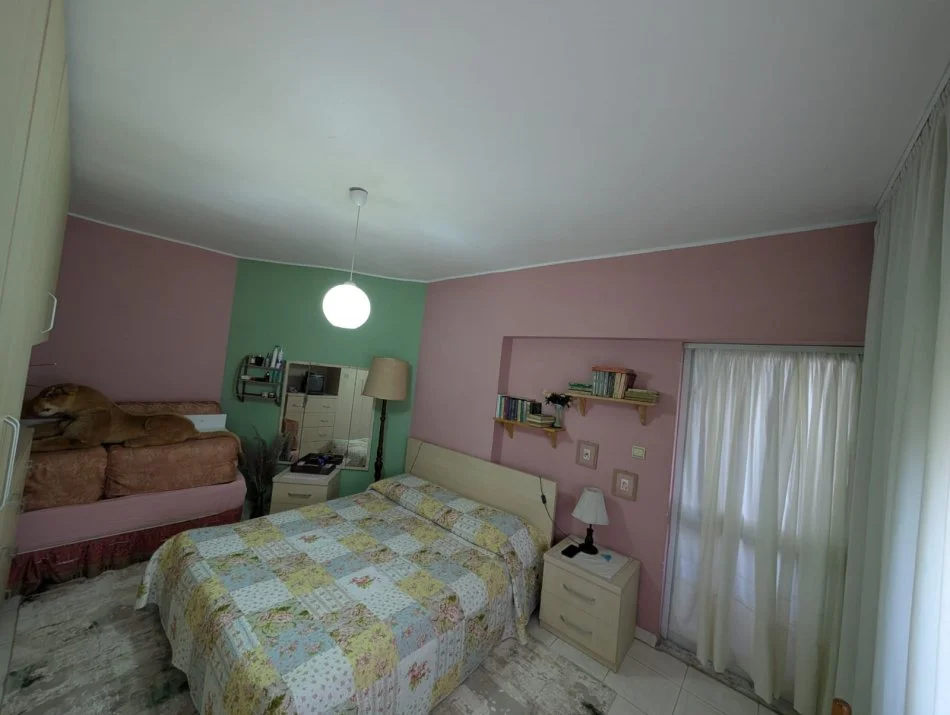 Tirane, jap me qera apartament 1+1+Ballkon Kati 2, 64 m² 450 € (Ruga Don Bosko)