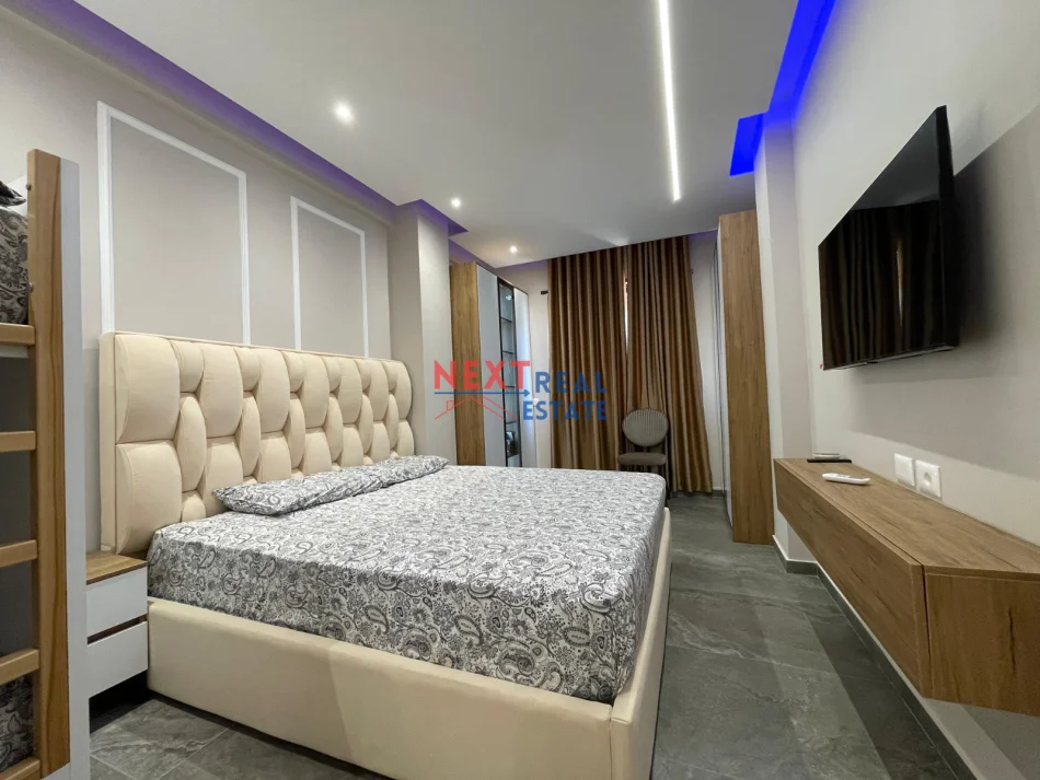 Vlore, jepet me qera apartament 1+1+Ballkon , 601 € (UJE I FTOHTE)