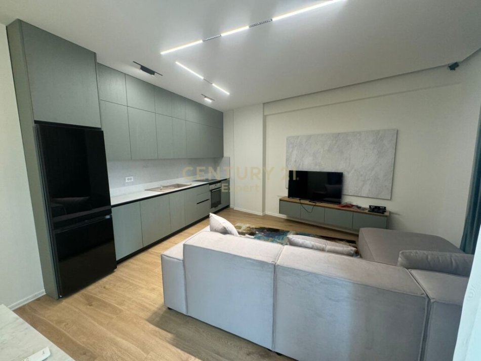 Tirane, jepet me qera apartament 1+1 Kati 2, 64 m² 550 € (Bulevardi i ri)