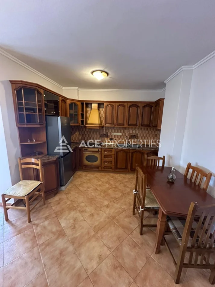 Durres, shitet apartament 2+1+Ballkon Kati 7, 96 m² 165.000 € (Ujesjellesi, Durres)