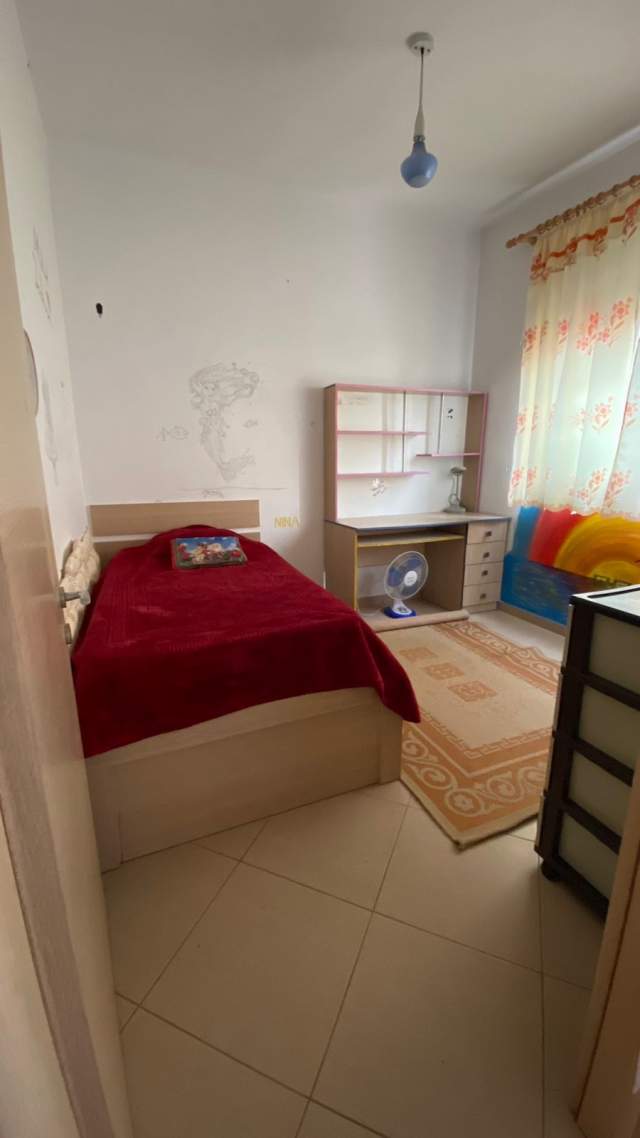 Tirane, jepet me qera apartament 2+1+BLK Kati 2, 85 m² 350  (Rruga Teodor Keko)