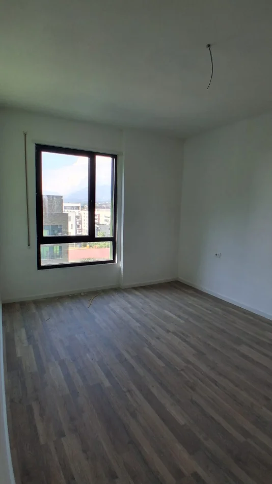 Shqiperi, jepet me qera nga Pronari, pa-komision apartament 2+1+Aneks+Ballkon Kati 5, 99 m² 500 € 