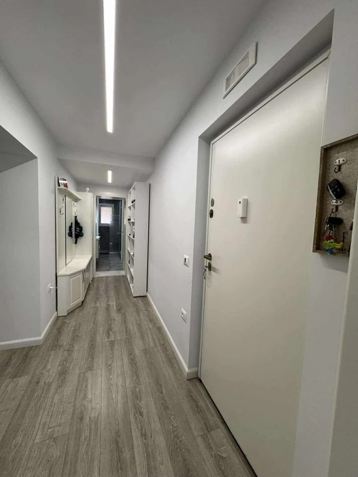 Tirane, jepet me qera apartament 2+1+Ballkon , 100 m² (Vaso Pasha)