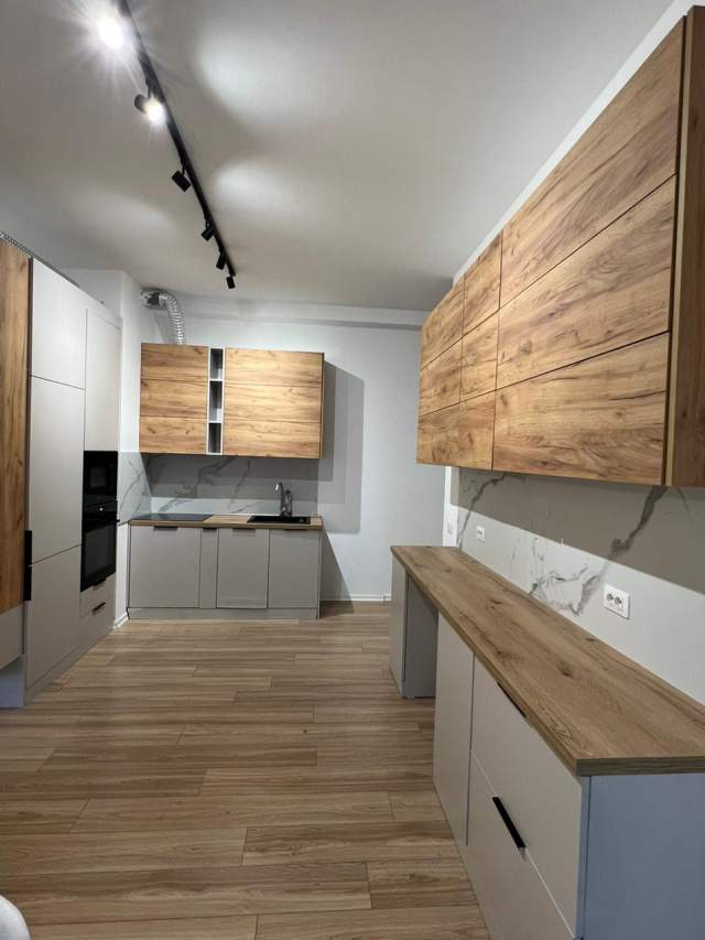Tirane, jepet me qera apartament 3+1+A+BLK Kati 2, 140 m² 1.000 Euro (rruga Ndre Mjeda)