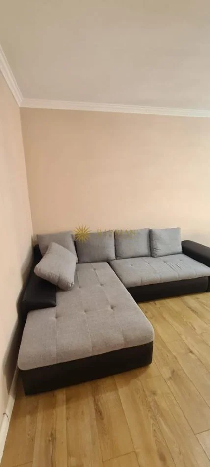 Tirane, jepet me qera apartament 2+1+Ballkon , 55 m² 750 € (Blloku)