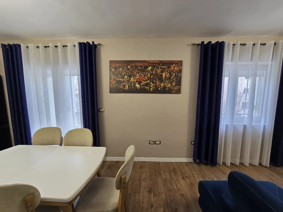 Durres, shitet apartament 2+1+Ballkon Kati 3, 92 m² 128.000 € (Aleksander Goga)