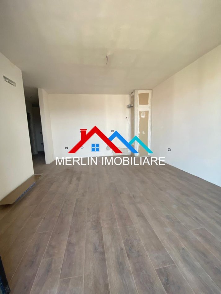 Tirane, shitet apartament 1+1+Ballkon Kati 9, 83 m² 123.000 € (RRUGA BENJAMIN KRUTA,ISH FUSHA E AVIACIONIT)