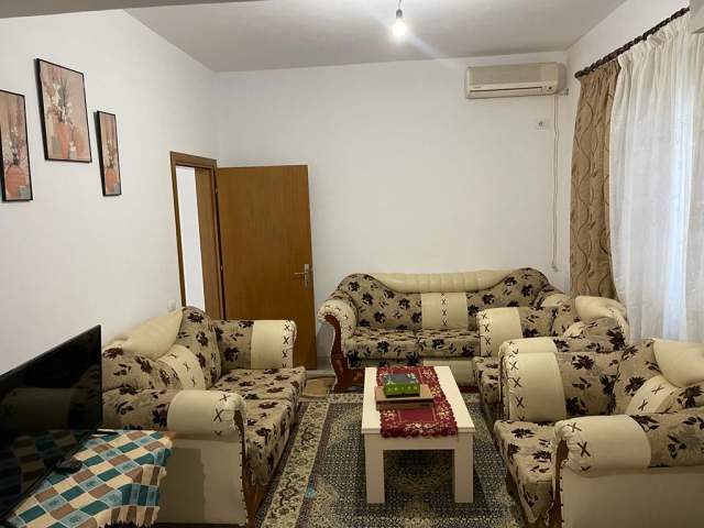Tirane, jepet me qera Vile 2+1+A+BLK Kati 2, 120 m² 37.000 Leke (Mikel Maruli)