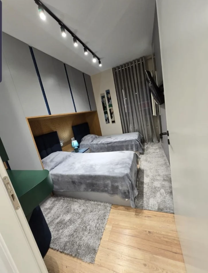 Tirane, jepet me qera apartament 2+1 Kati 2, 102 m² 1.100 € (Kodra e Diellit)