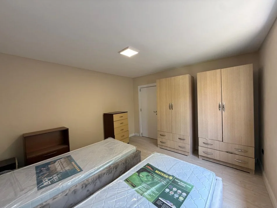 Tirane, jepet me qera apartament 2+1 Kati 1, 70 m² 470 € (SELITE)