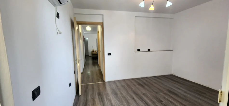 Tirane, shitet apartament 2+1 Kati 6, 90 m² 189.000 € (Fusha Aviacionit)