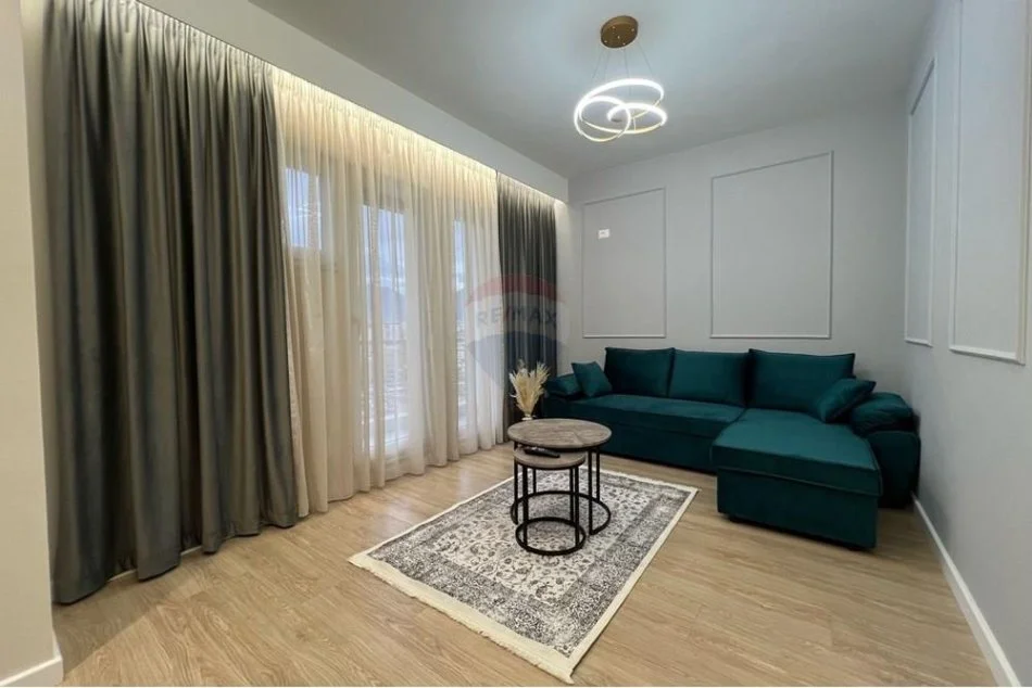 shitet , 53 m² 148.000 € (APARTAMENT 1+1 TEK ISH TREGU ELEKTRIK!)