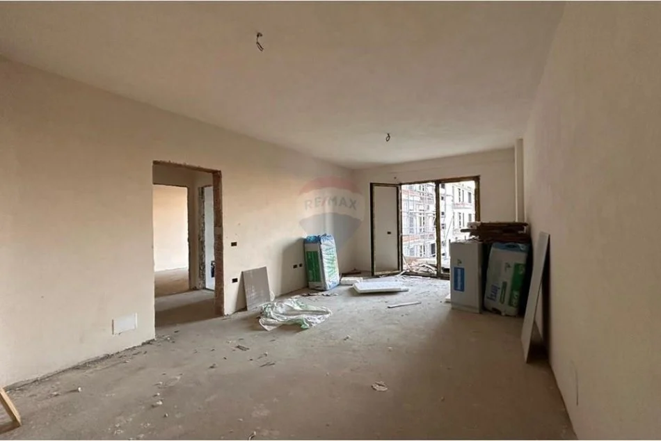 shitet , 60 m² 136.000 € (Apartament 1 + 1 te Bulevardi i RI)