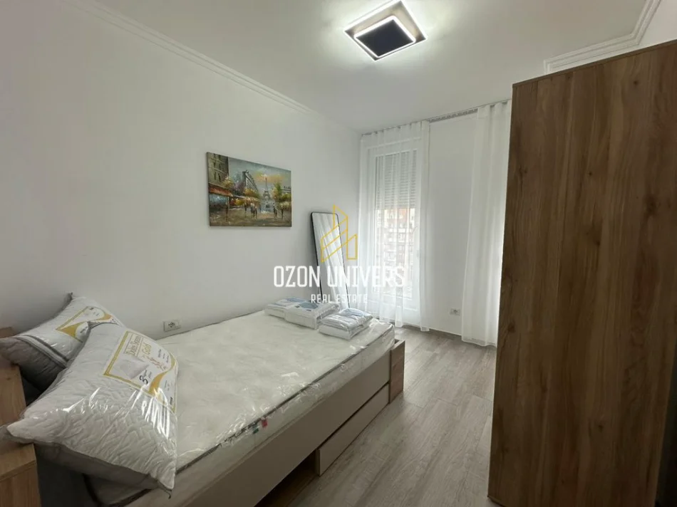 Shqiperi, jepet me qera apartament 2+1+Ballkon Kati 6, 72 m² 800 € (Bulevardi i Ri)