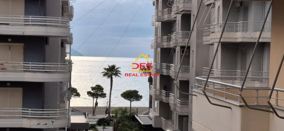 Vlore, jepet me qera apartament 2+1+Ballkon Kati 4, 110 m² 400 € (Rruga Murat Tërbaçi)