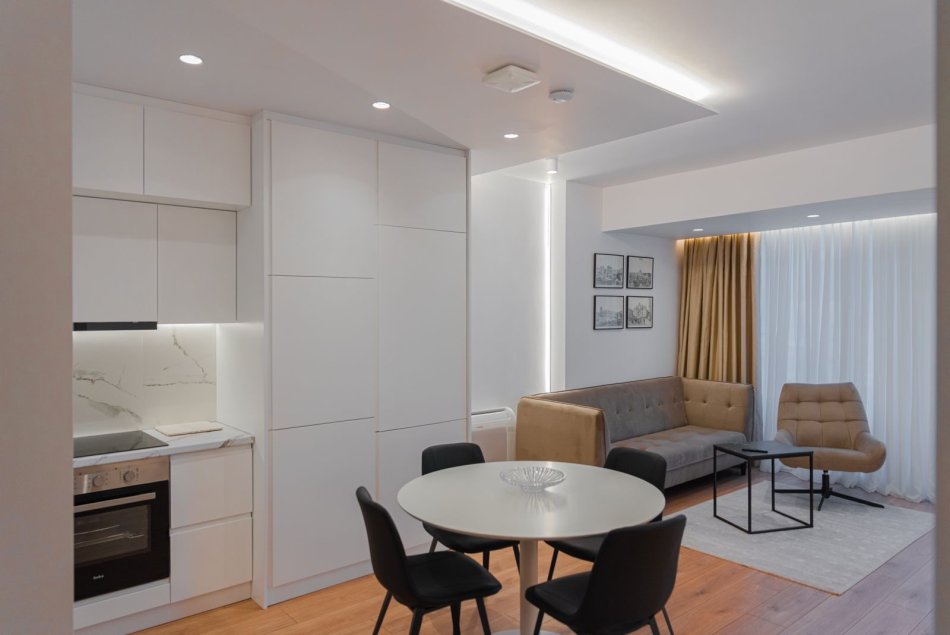 Tirane, jepet me qira apartament 1+1 Kati 12, 70 m² 600 € (Stacioni i Trenit)