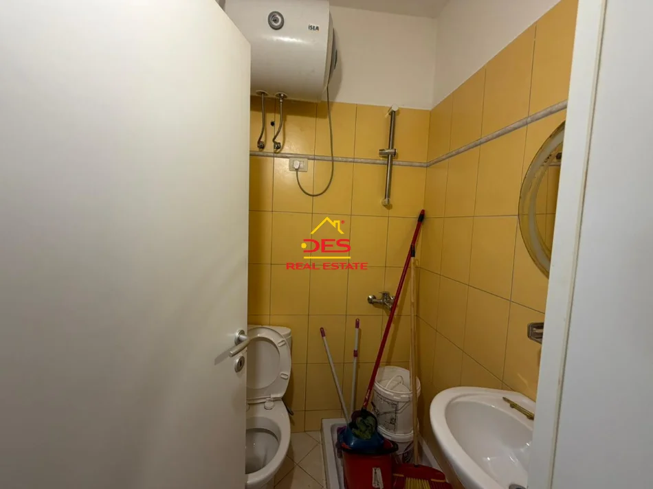 Vlore, shitet apartament 2+1+Ballkon Kati 1, 83 m² 145.000 € (Lungomare)