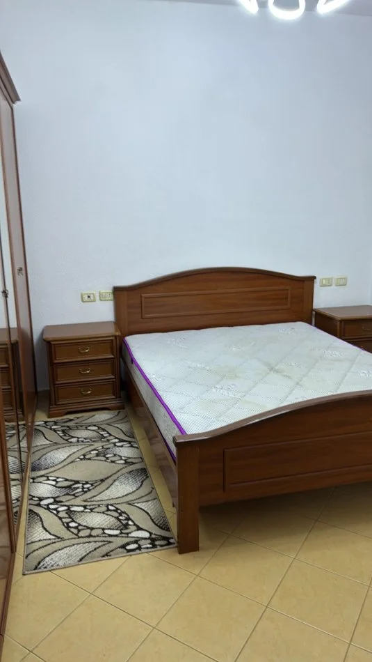 Tirane, jepet me qera apartament Kati 2, 350 € (Don Bosko pas Fiordi di Bosko)