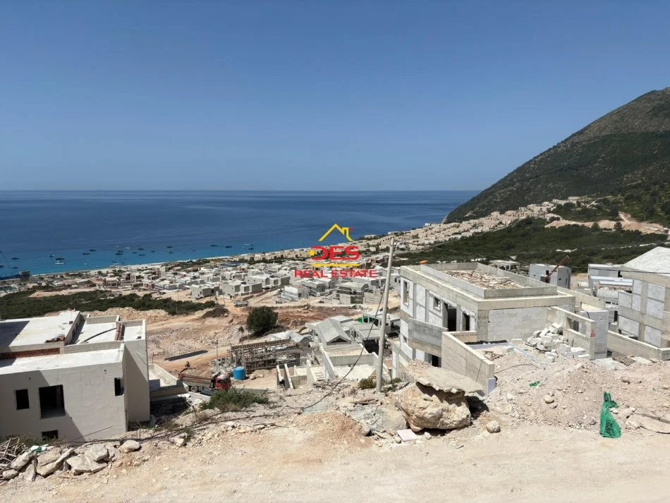 Vlore, shitet 3+1+Ballkon Kati 0, 196 m² 985.000 € (Palasë, Dhërmi, Vlorë)