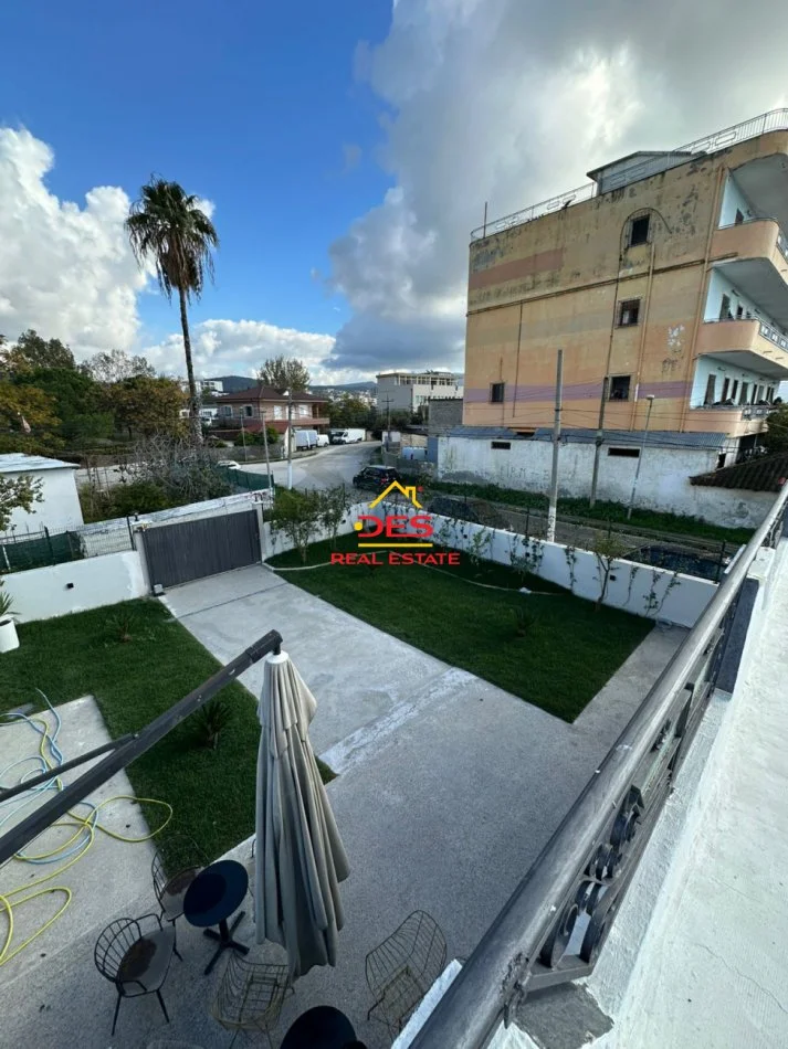Vlore, shitet shtepi 3+1+Ballkon Kati 0, 121 m² 210.000 € (Rruga Dervish Hekali)