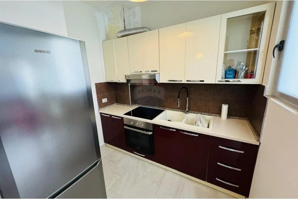 shitet , 60 m² 160.000 € (Apartament 1+1 për Shitje në Rradhimë, Vlorë)