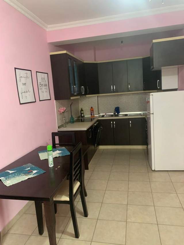 Tirane, jepet me qera apartament 1+1+A+BLK Kati 2, 70 m² 30.000 Leke (ASTIR)
