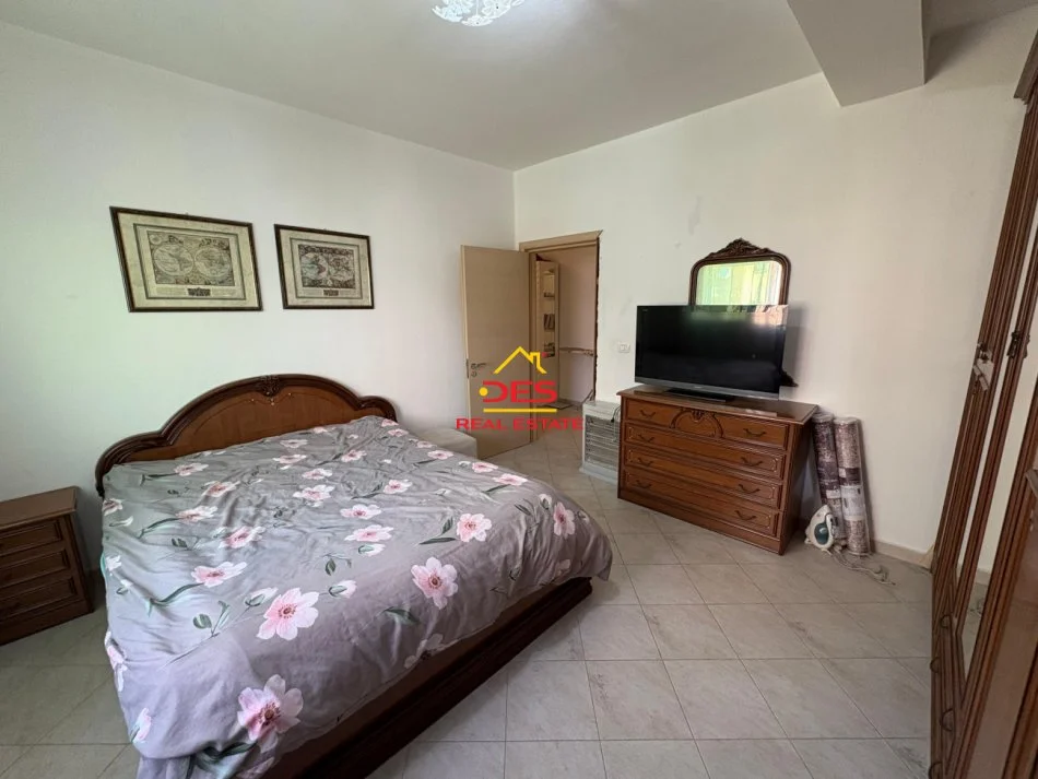 Vlore, jepet me qera apartament 2+1+Ballkon Kati 3, 95 m² 400 € (Rruga Hasan Kushta)