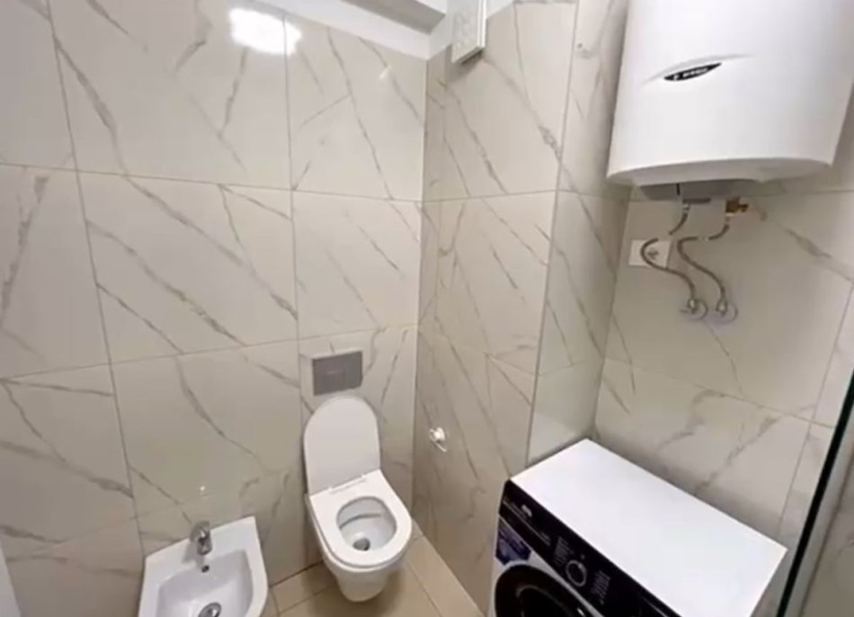 Tirane, jepet me qera apartament 1+1 Kati 3, 67 m² 450 € (Astir)