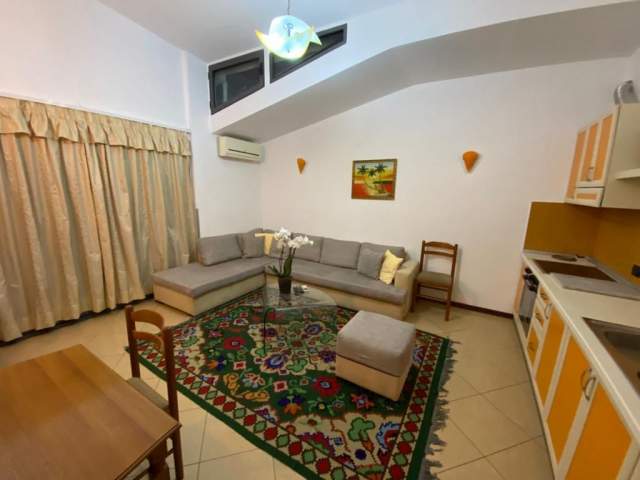 Tirane, jepet me qera apartament 1+1+BLK Kati 4, 70 m² 300 Euro (Rruga Mihal Grameno)