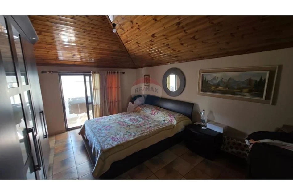 Tirane, shitet apartament 3+1 , 170.000 € (Tregu Elektrik)