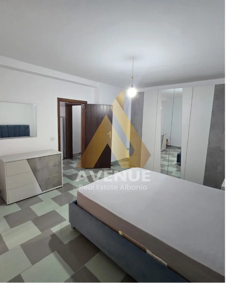 Tirane, jepet me qera apartament 1+1+Ballkon Kati 2, 65 m² 470 € (Rruga e Elbasanit)