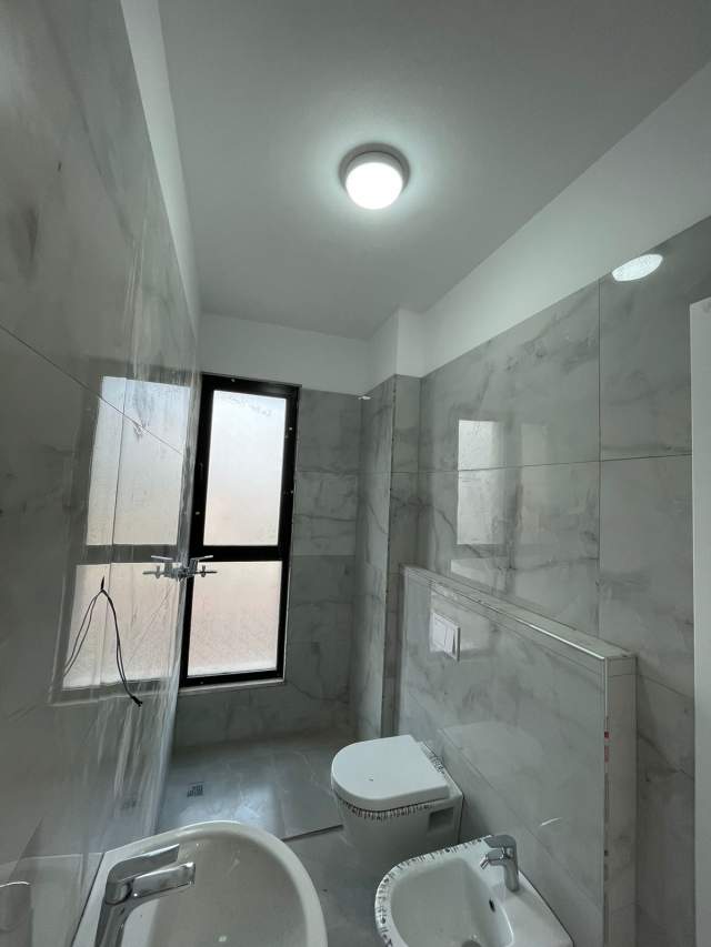 Tirane, jepet me qera apartament 3+1+A+BLK Kati 2, 127 m² 400 Euro