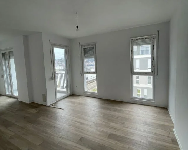 Tirane, shitet apartament 2+1+Aneks+Ballkon Kati 7, 108 m² 134.000 € (Qtu)