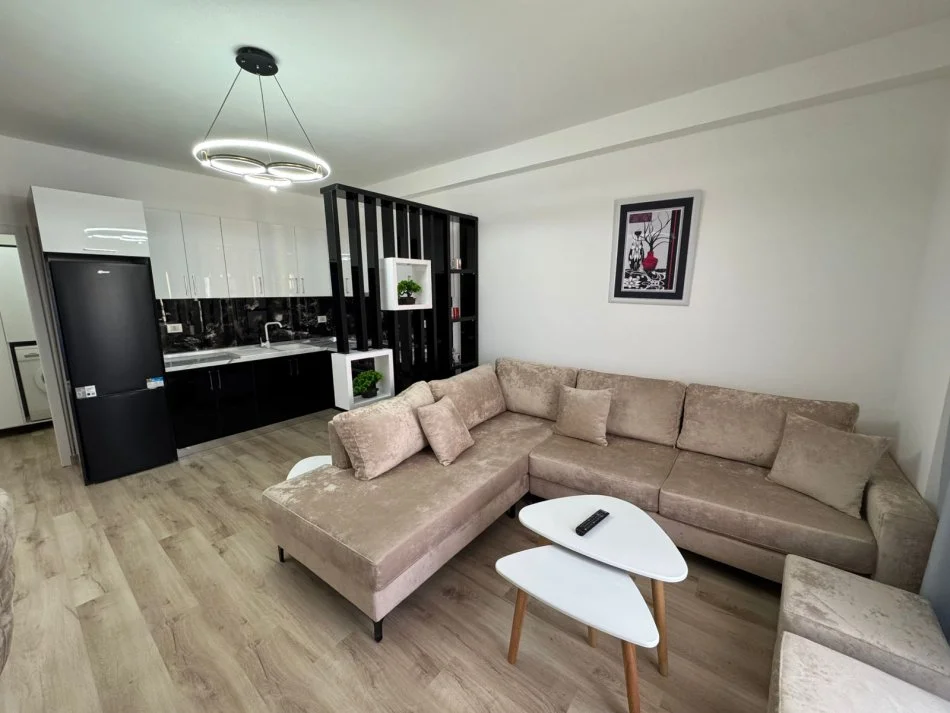 Durres, shitet apartament 1+1+Ballkon Kati 9, 75 m² 93.000 € 