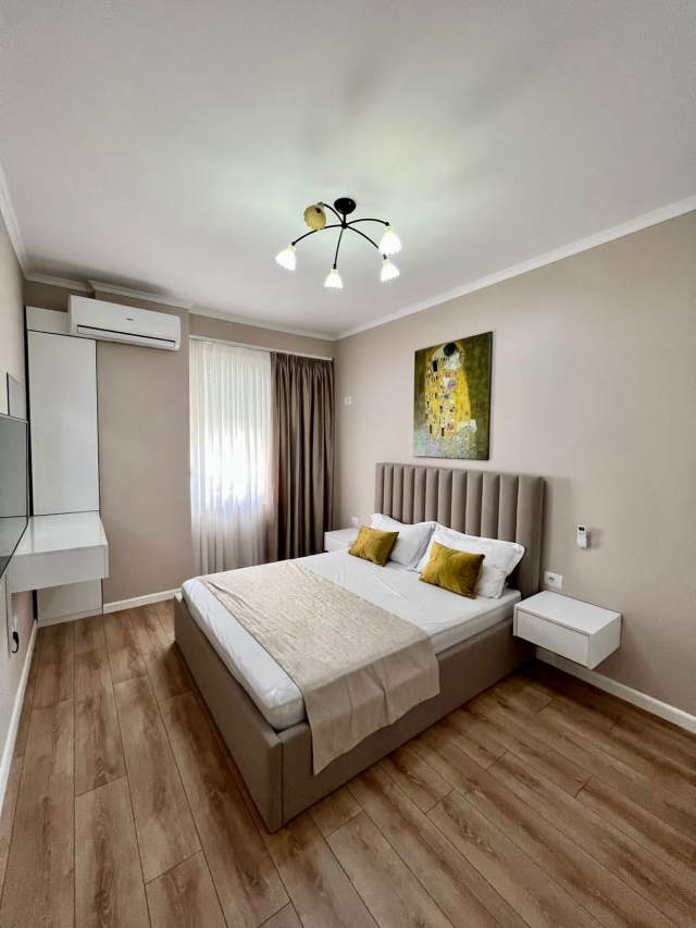 Tirane, jepet me qera apartament 1+1+BLK Kati 2, 71 m² 750 Euro (Komuna Parisit)