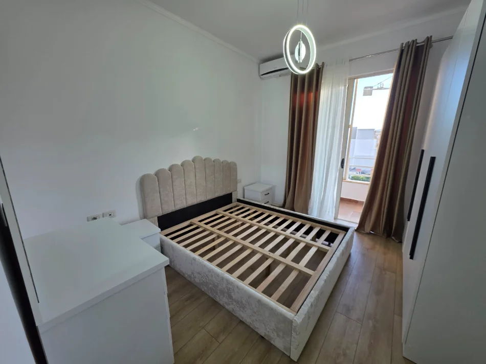 Tirane, shitet apartament 2+1 Kati 8, 90 m² 155.000 € (astiri)