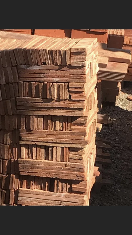 Tirane, shes Tulla shamat, pllaka balte, Tulla xhami etj... 10 €