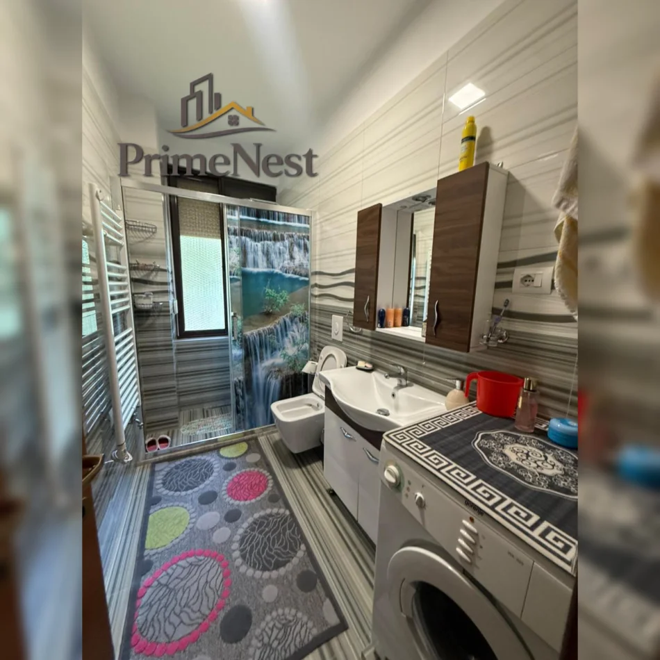Tirane, jepet me qera apartament 2+1 Kati 2, 650 € 