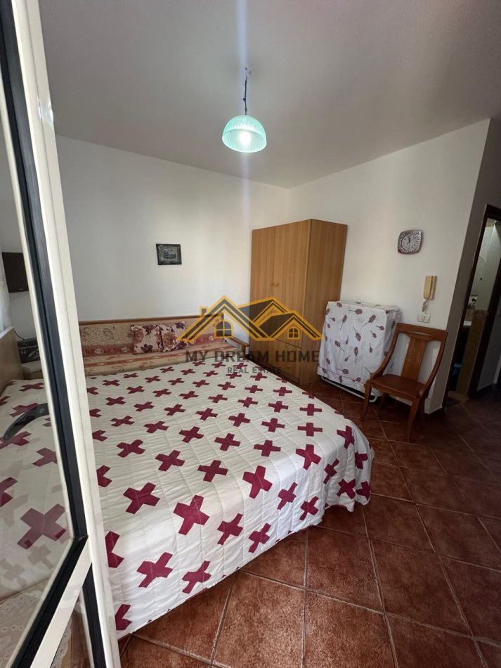 Durres, jepet me qera garsonier 1+1 Kati 4, 40 m² 280 € (PLAZH HEKURUDHA)