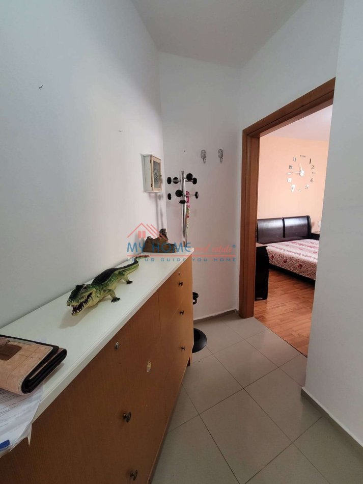 Tirane, shitet apartament 1+1+Ballkon Kati 3, 68 m² 91.000 € (Fresk)