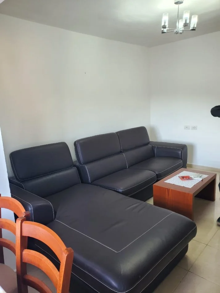 Tirane, shes apartament 2+1+Ballkon Kati 4, 88 m² 107.000 € (pandi dardha)