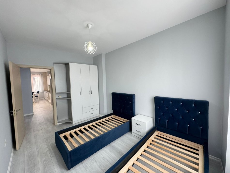 Tirane, shitet apartament 2+1+Aneks+Ballkon, Kati 8, 104 m² 692,542,669 € (teodor keko)