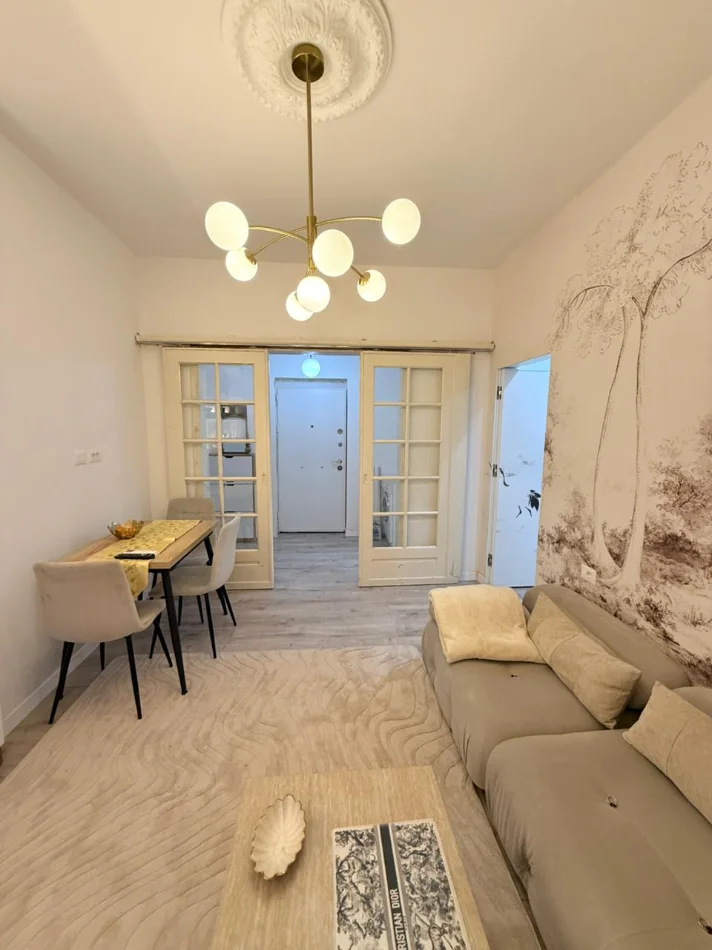 Tirane, shitet apartament 2+1 Kati 3, 70 m² 250.000 € 