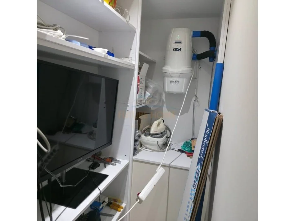 Tirane, jepet me qera apartament 2+1+Oborr,  Kati 2, 100 m² 600 € (Kombinat)