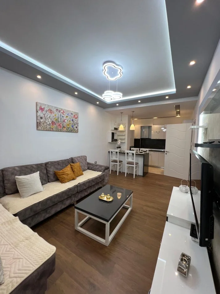 Yzberisht , shitet 2+1 Kati 3, 90 m² 145.000 €