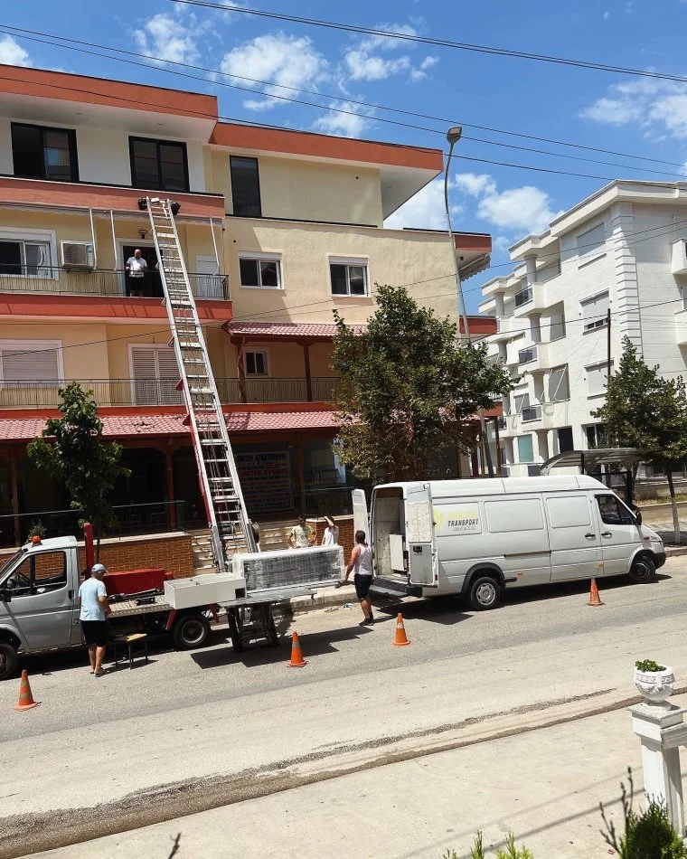 Tirane, Transport mallrash marjusi