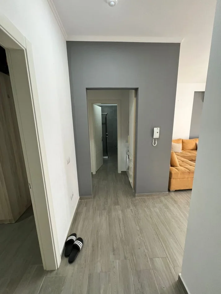 Durres, shitet apartament 2+1+Ballkon Kati 3, 88 m² 215.000 € (GJIRI LALZIT)