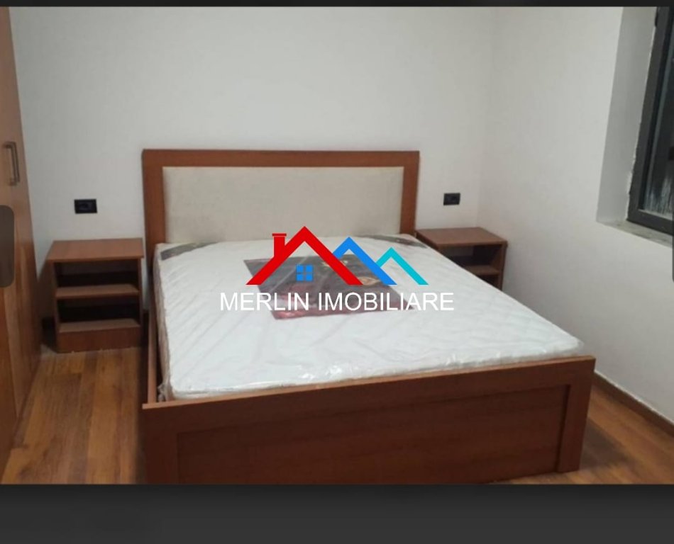 Tirane, jepet me qera apartament 2+1+Ballkon Kati 2, 71 m² 550 € (RRUGA HAXHI ISUF BANKA,SELITE)
